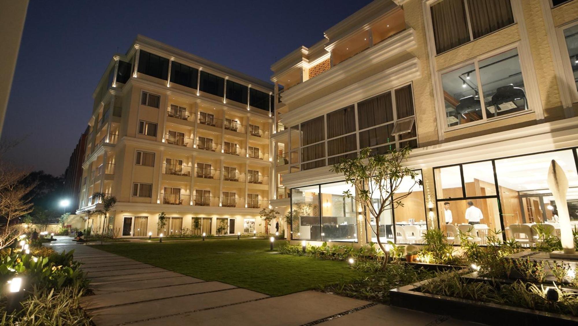 Antique Regency !! Luxurious Hotel In Digha !! Exteriér fotografie